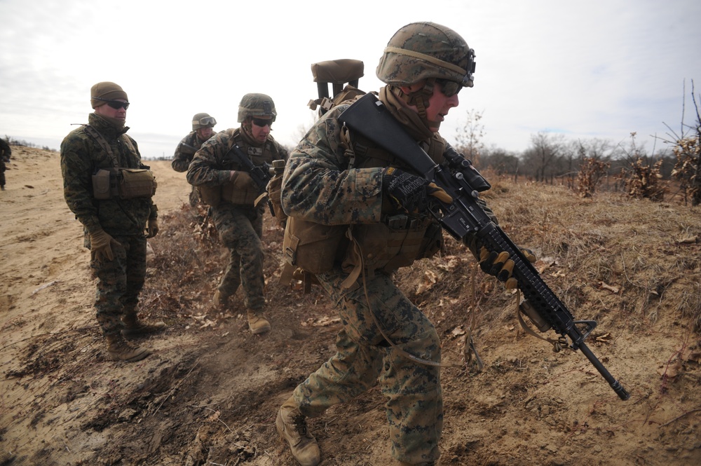 US MARINES NAVIGATE FORT MCCOY TRENCHES