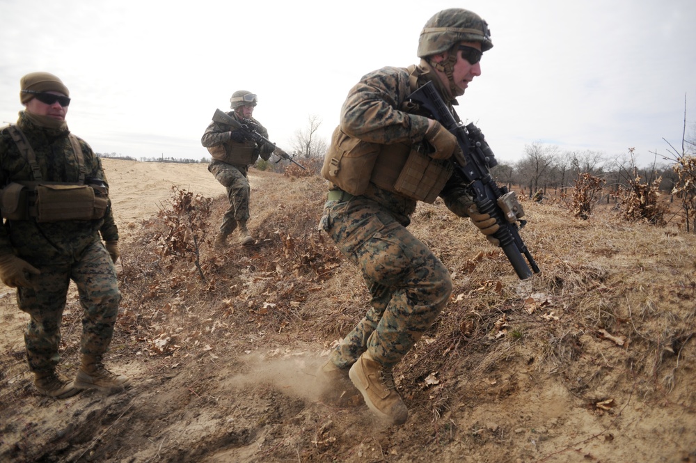 US MARINES NAVIGATE FORT MCCOY TRENCHES