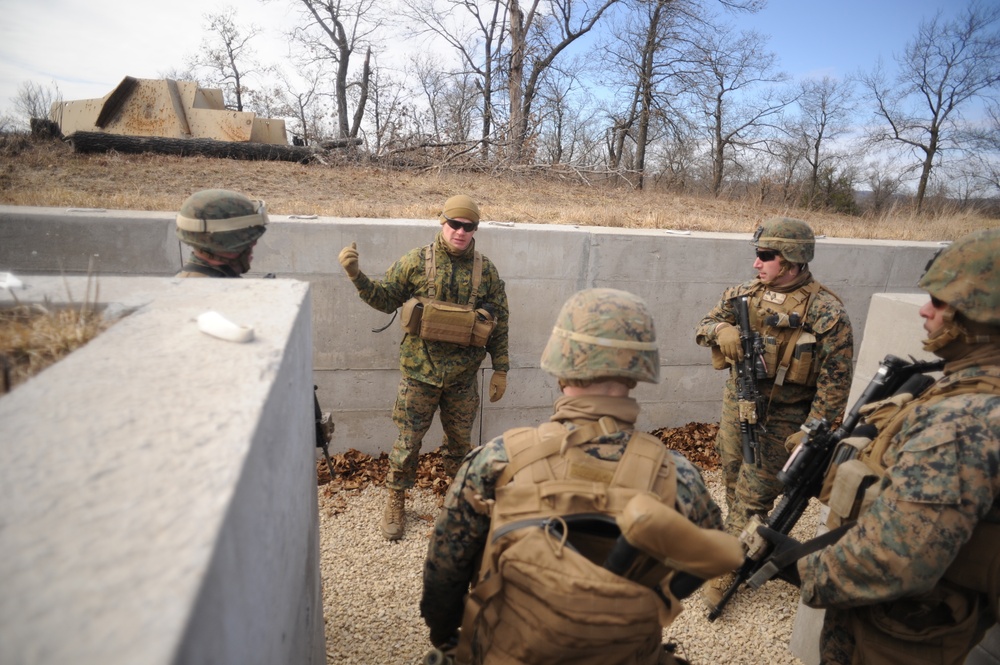 US MARINES NAVIGATE FORT MCCOY TRENCHES