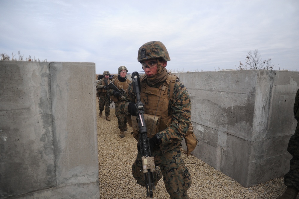 US MARINES NAVIGATE FORT MCCOY TRENCHES