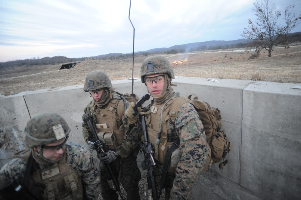 US MARINES NAVIGATE FORT MCCOY TRENCHES