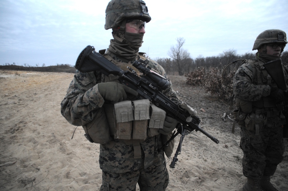 US MARINES NAVIGATE FORT MCCOY TRENCHES