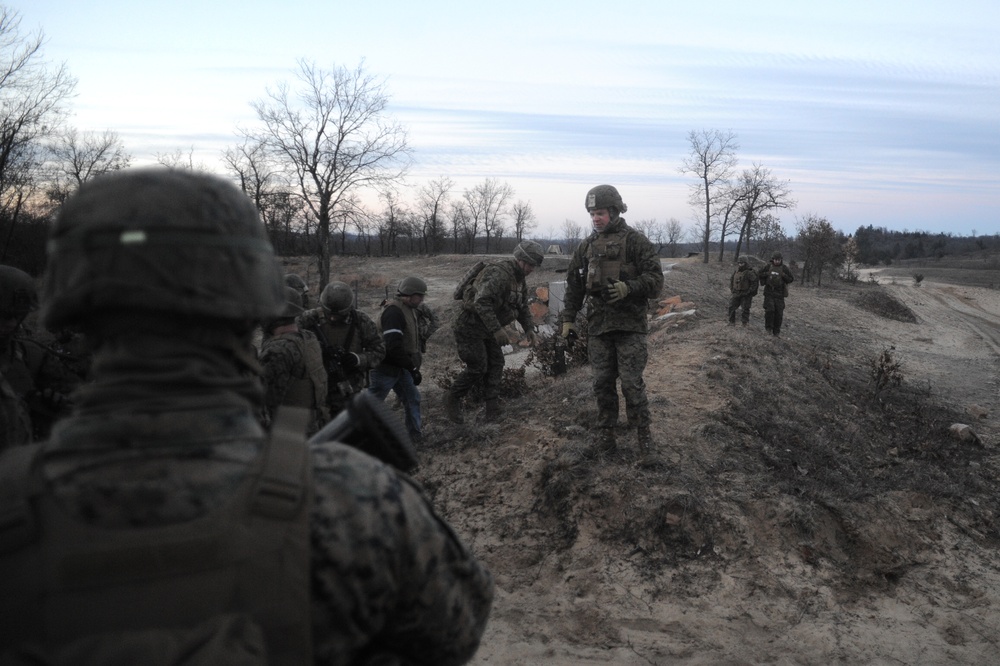 US MARINES NAVIGATE FORT MCCOY TRENCHES