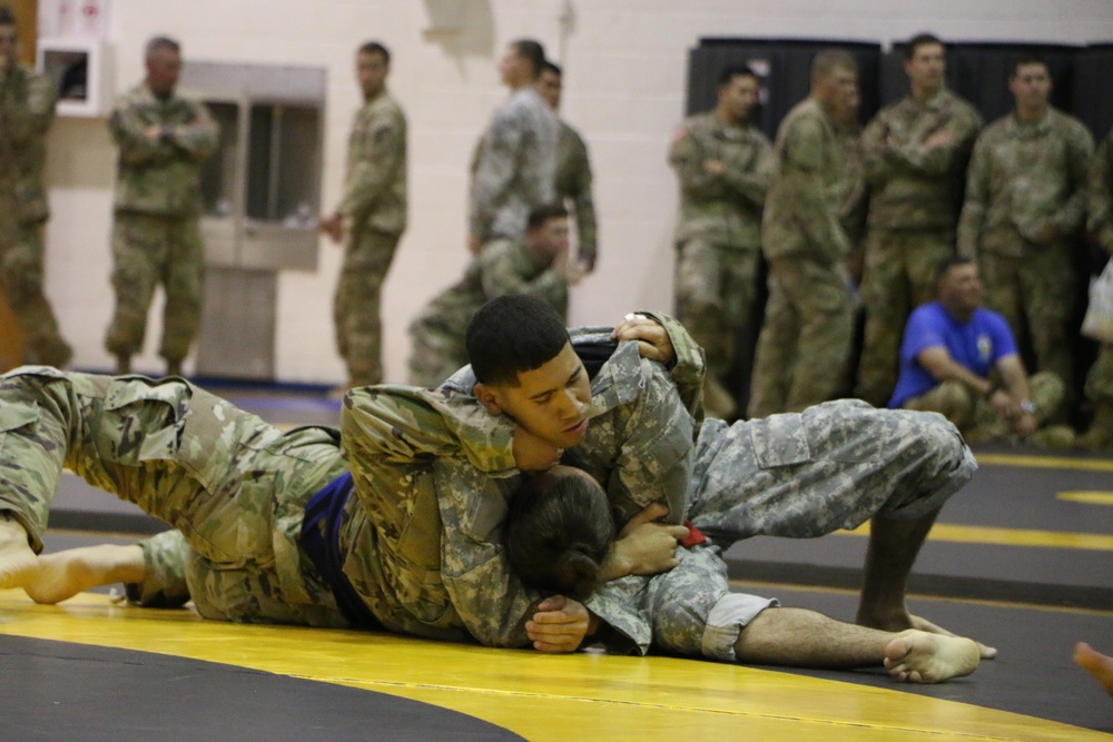 Spartan soldiers compete for championship