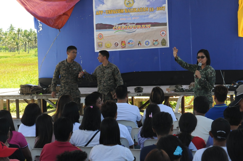 Philippine, US troops train together to provide relief from the sea to remote areas