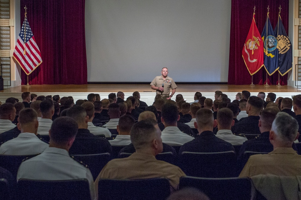 CMC Speaks to Midshipman at USNA