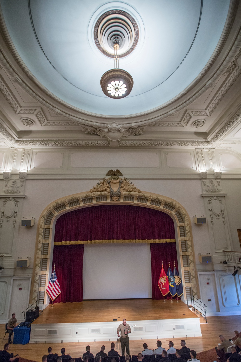 CMC Speaks to Midshipman at USNA