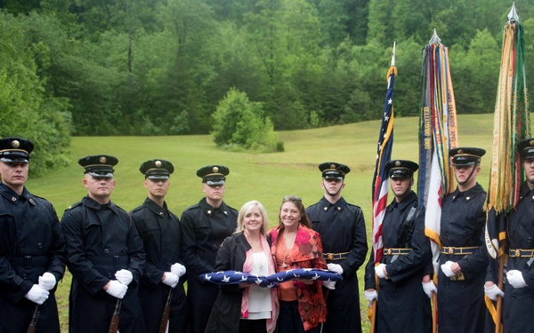Old Guard Soldiers lay Revolutionary War veteran to final resting place