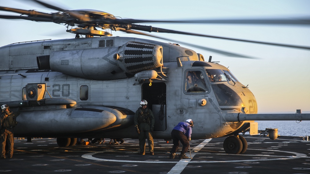 USS Pearl Harbor: Flight Operations