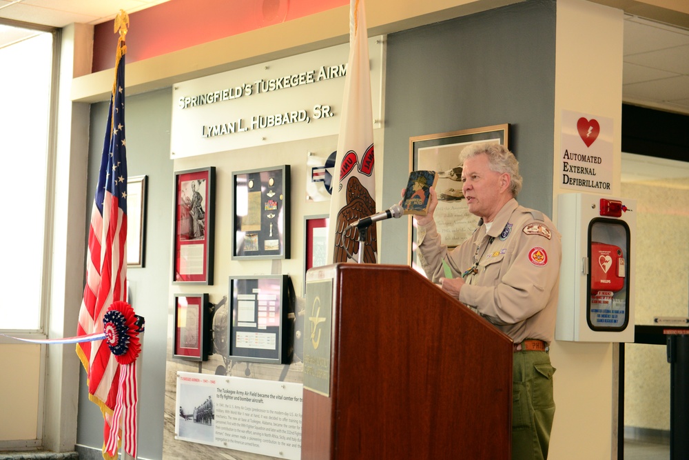 Tuskegee Airman honored with memorial at Abraham Lincoln Capital Airport