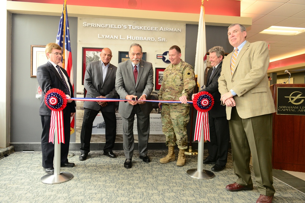 Tuskegee Airman honored with memorial at Abraham Lincoln Capital Airport