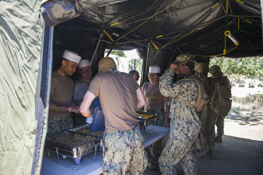 NMCB 4 FTX Civilians at the ECP