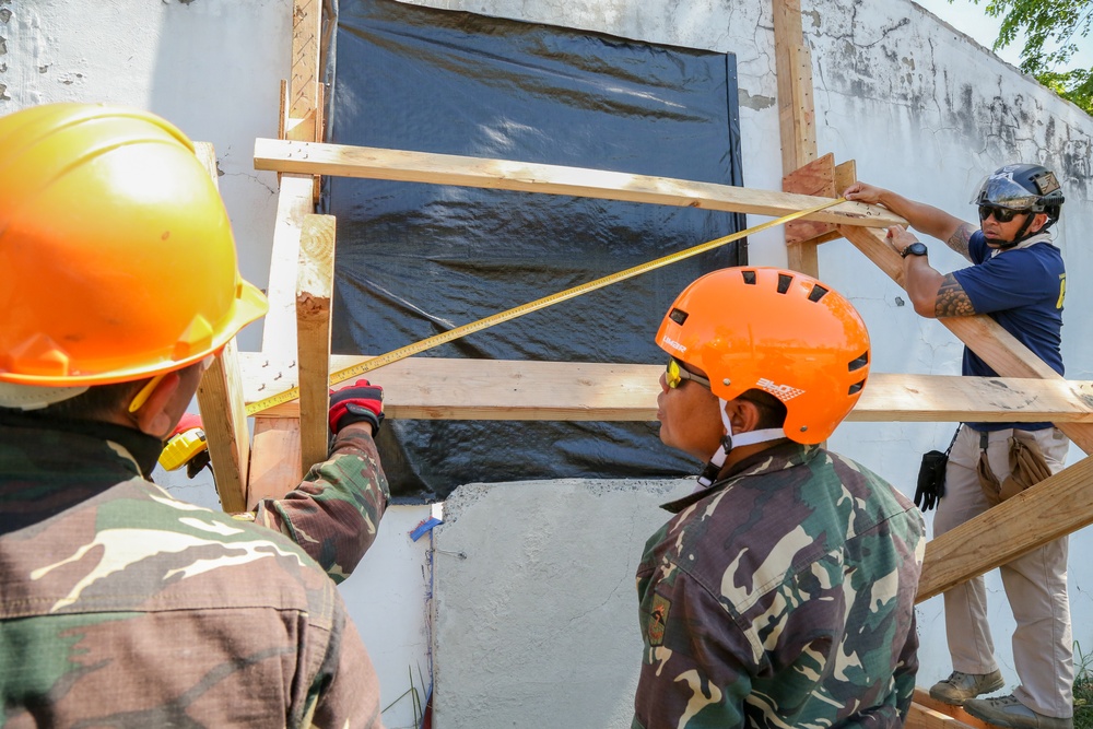 Collapsed Building Rescue and Mass Casualty Situational Exercise