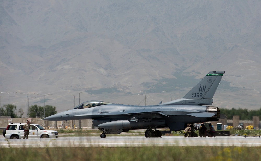 Barrier test ensures pilot, aircraft safety