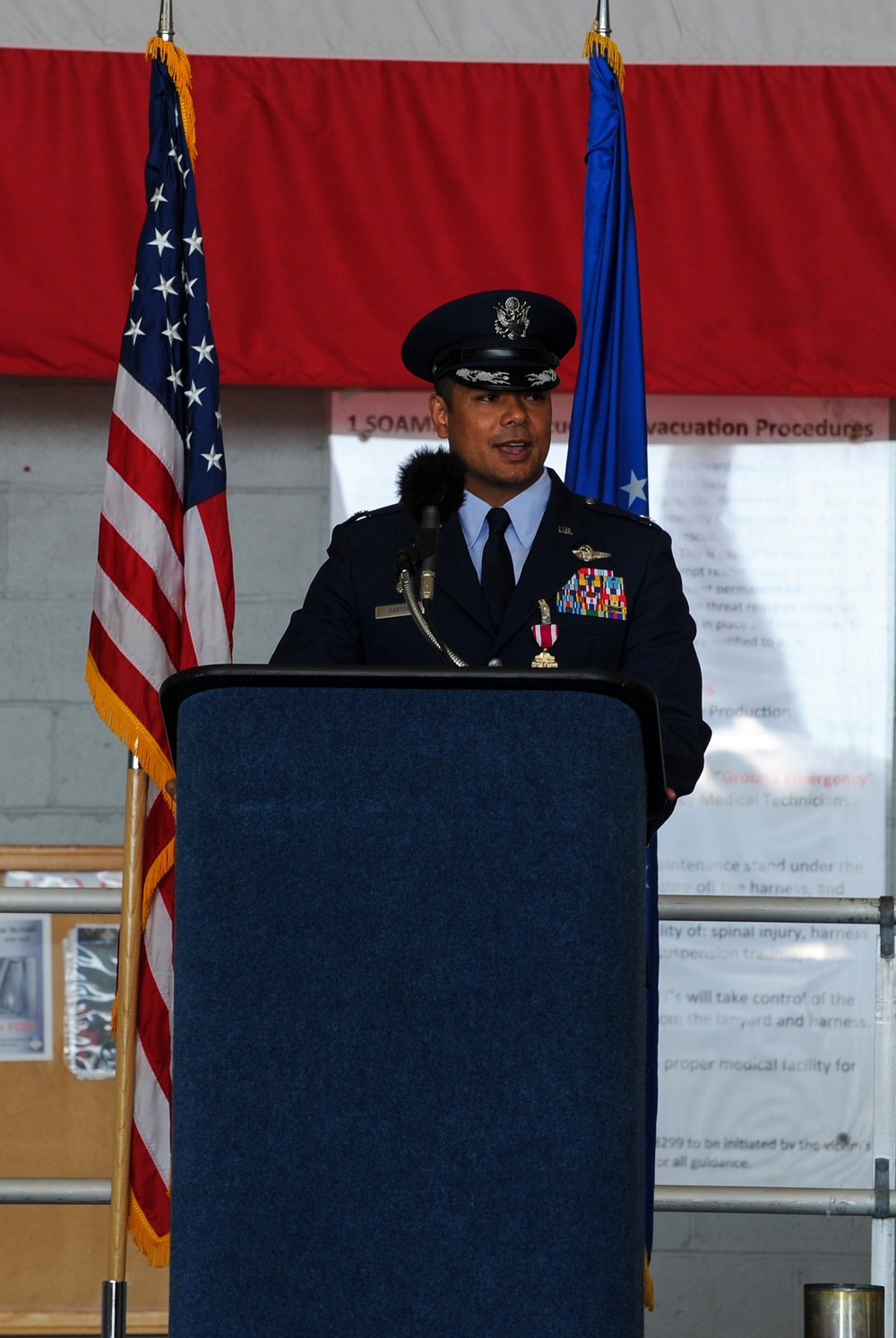 4th SOS holds change of command