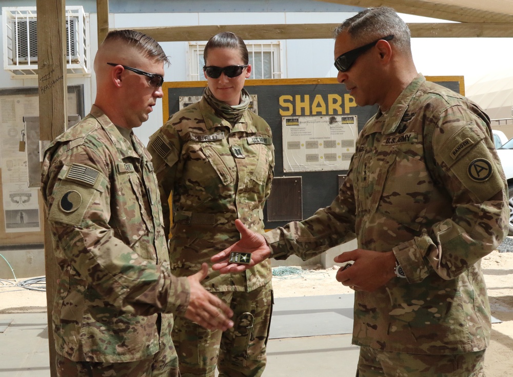 USARCENT Commanding General vists Camp Buehring