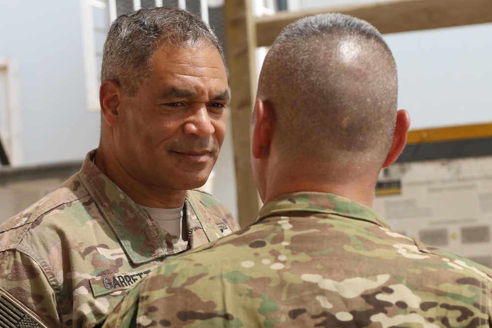 USARCENT Commanding General vists Camp Buehring