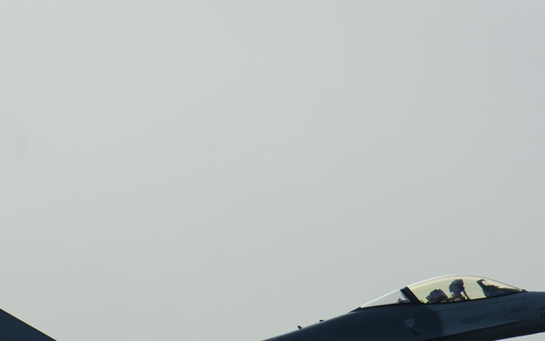 Pilot hits milestone, reaches 2,000 flight hours