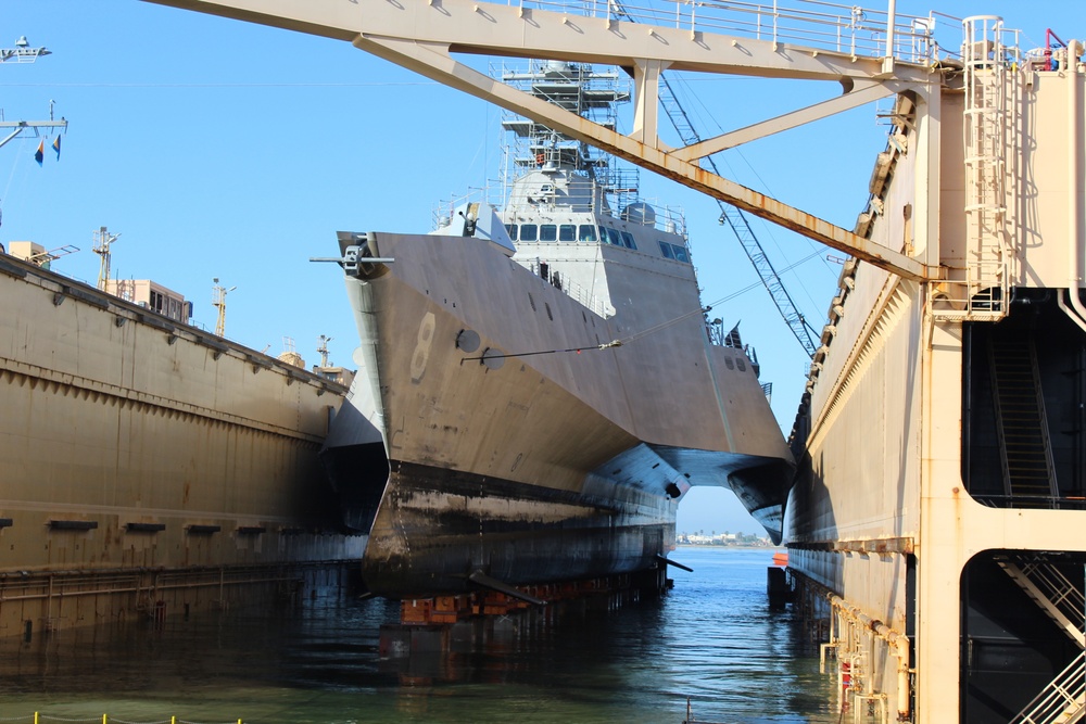 USS Montgomery Enters Dry Dock for Post Shakedown Availability