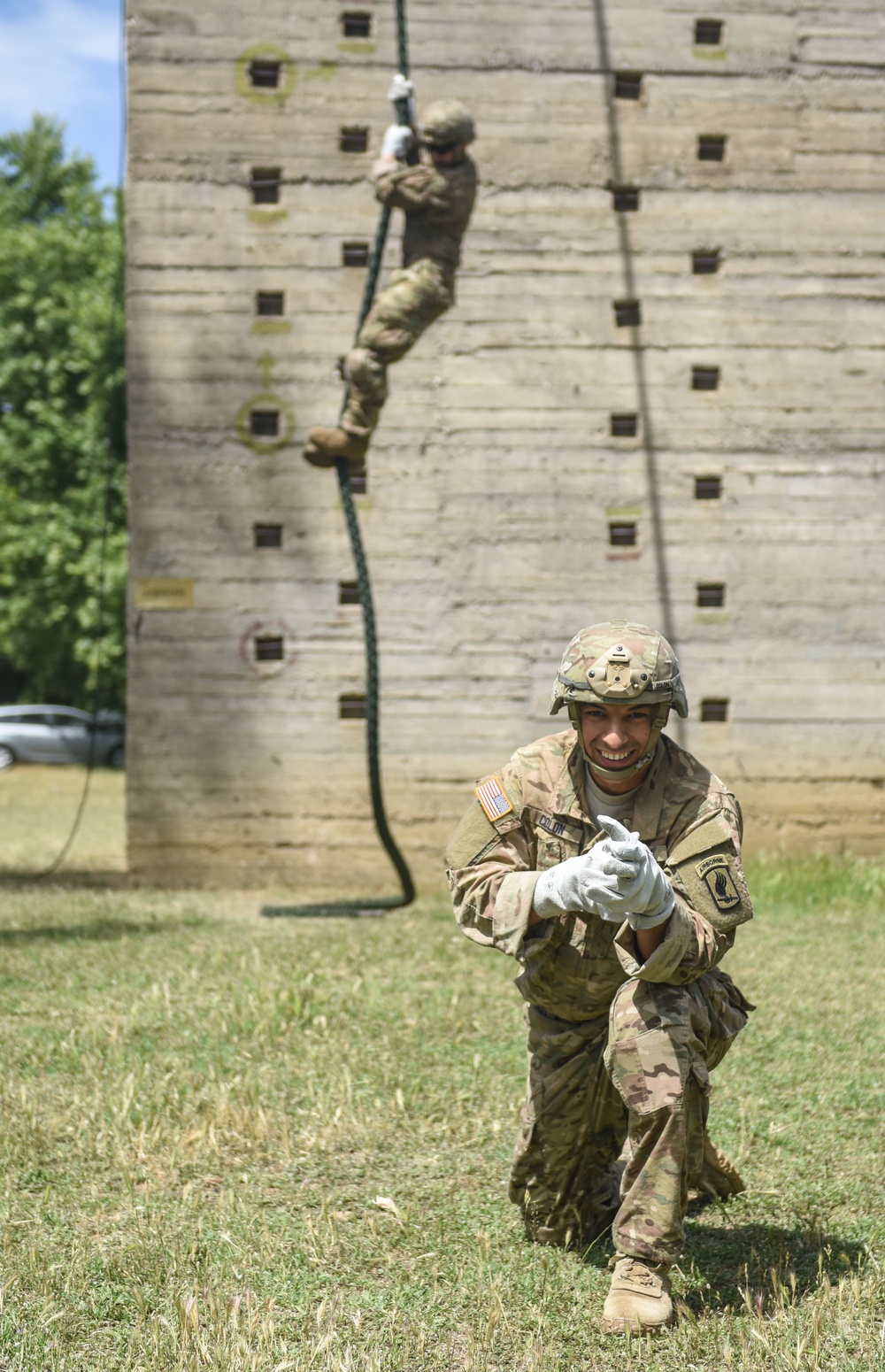 Fast rope and rappelling training between Greek and U.S. Paratroopers