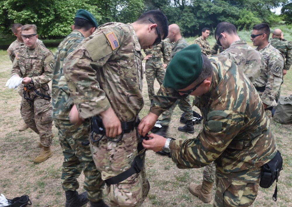 Fast rope and rappelling training between Greek and U.S. Paratroopers