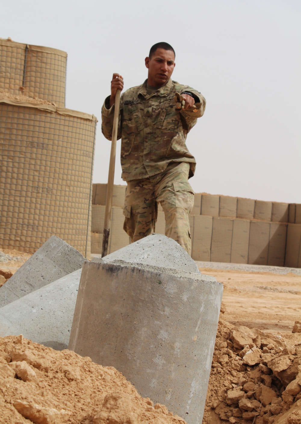 TF Spartan Deputy Commander Visits U.S. Soldiers in Iraq
