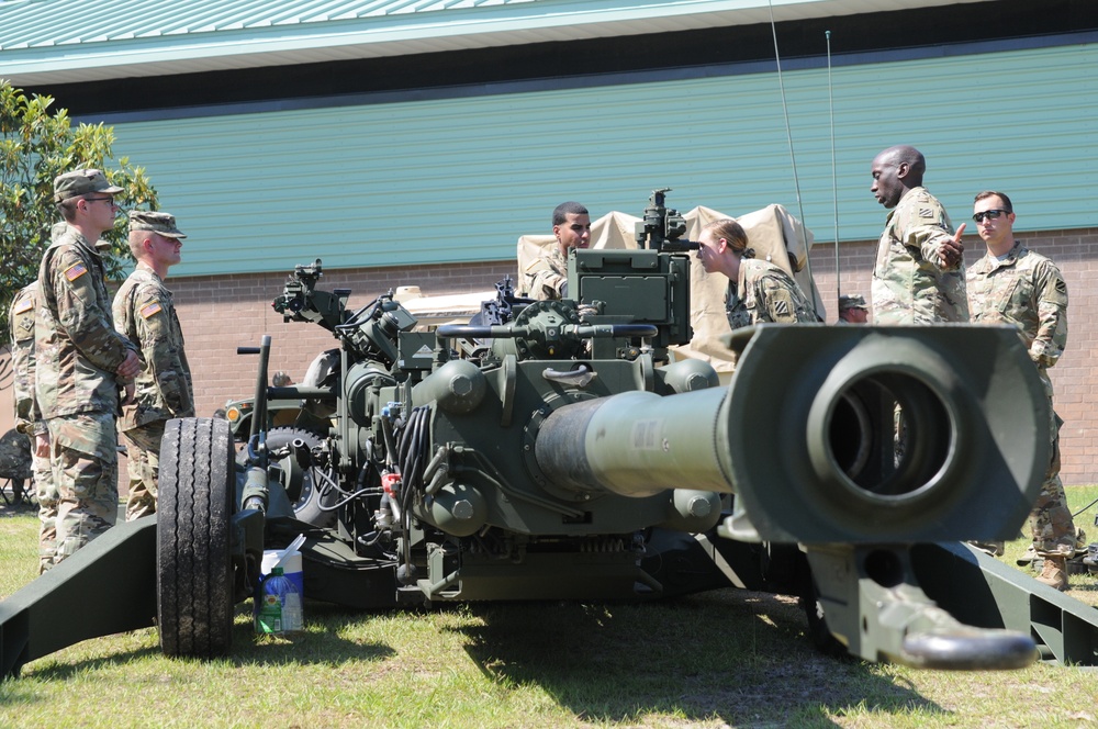 Division Artillery Officers Train to ‘Fight Tonight’