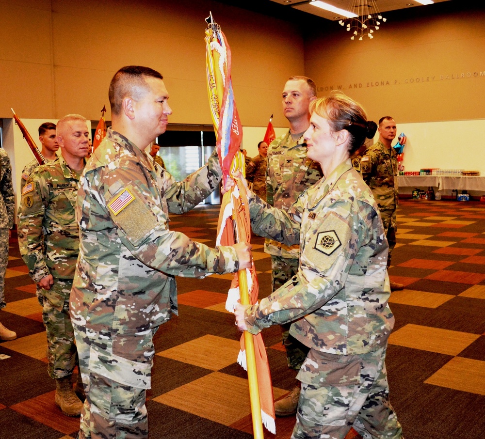 Lt. Col. Miller assumes command of the 98th ESB