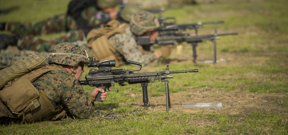 Ohio Marine competes with machine gun in Australia