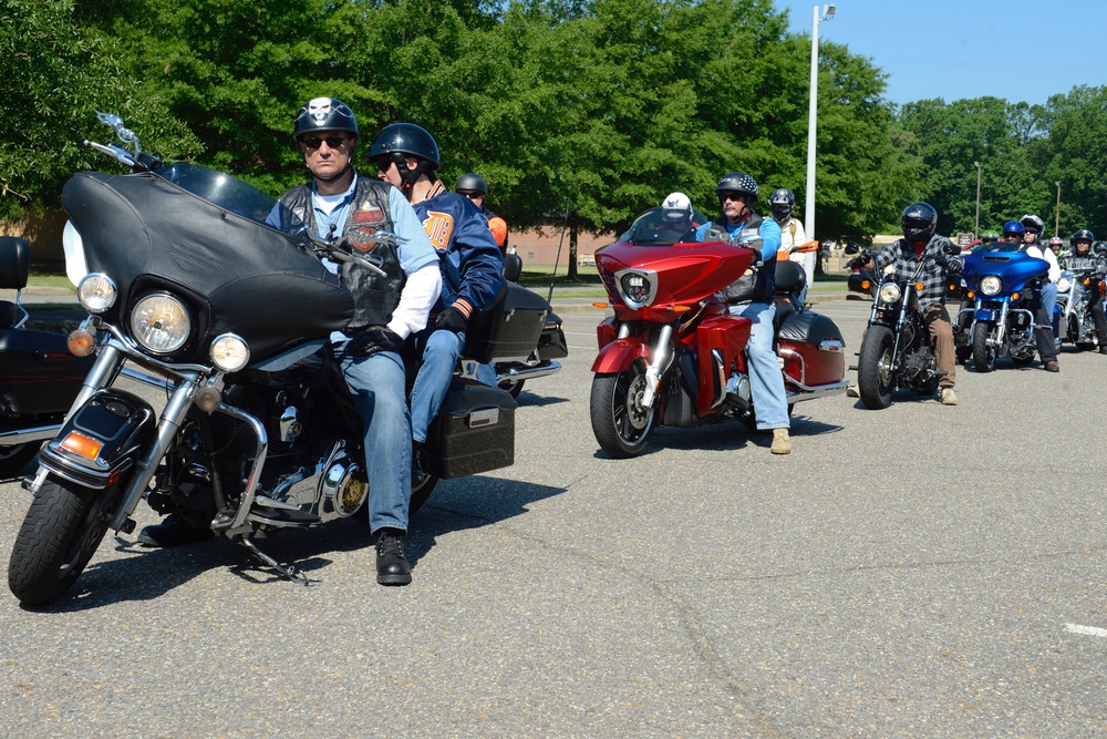 Lifesaving tips protect motorcycle riders