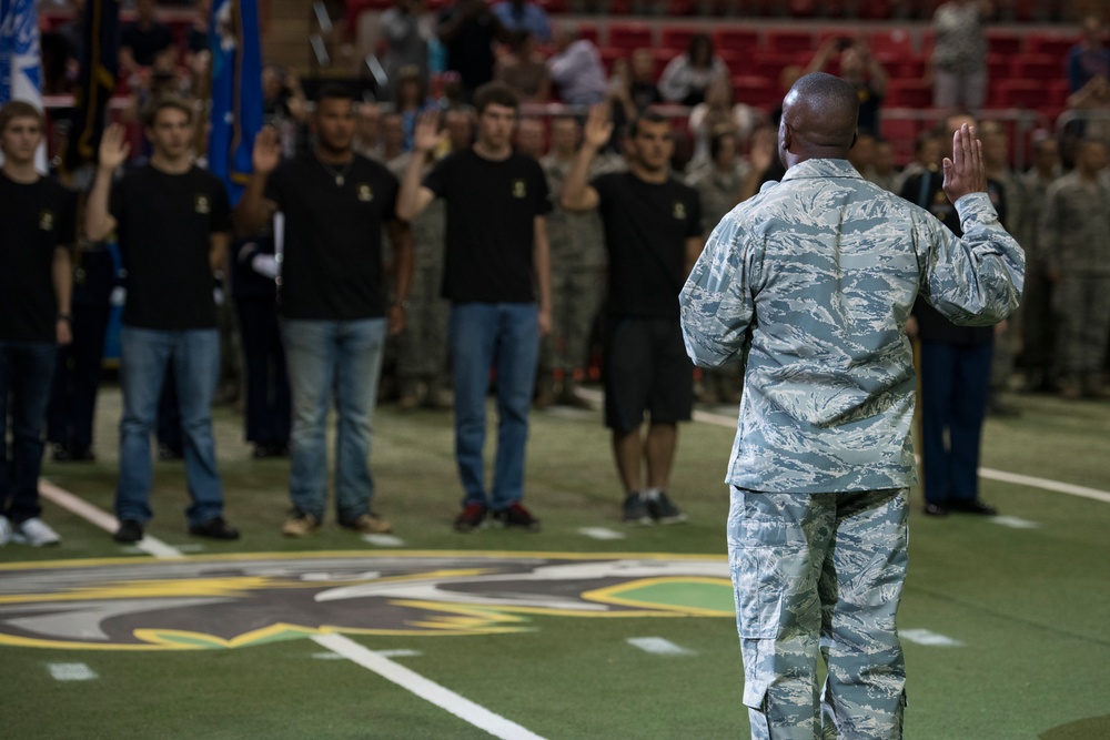 Nighthawks show appreciation for U.S. mlitary