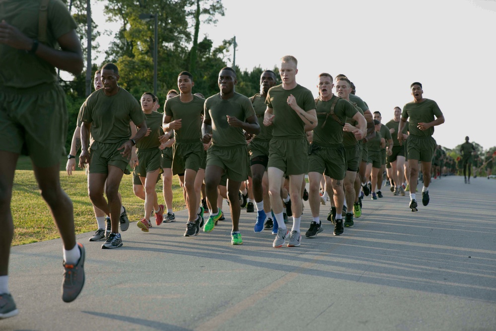 Headquarters and Support Battalion Run