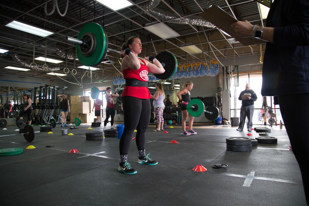 First female Alaska Army National Guard Soldier completes army maneuver course