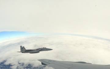 Airmen of the world meet at Arctic Challenge 2017