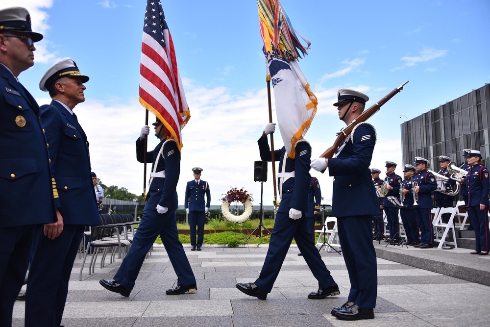 Coast Guard holds Memorial Day observance