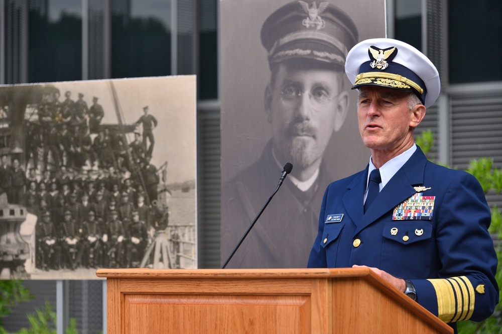 Coast Guard holds Memorial Day observance