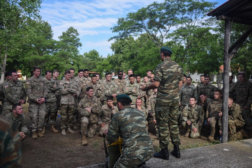 Greek sustained airborne training