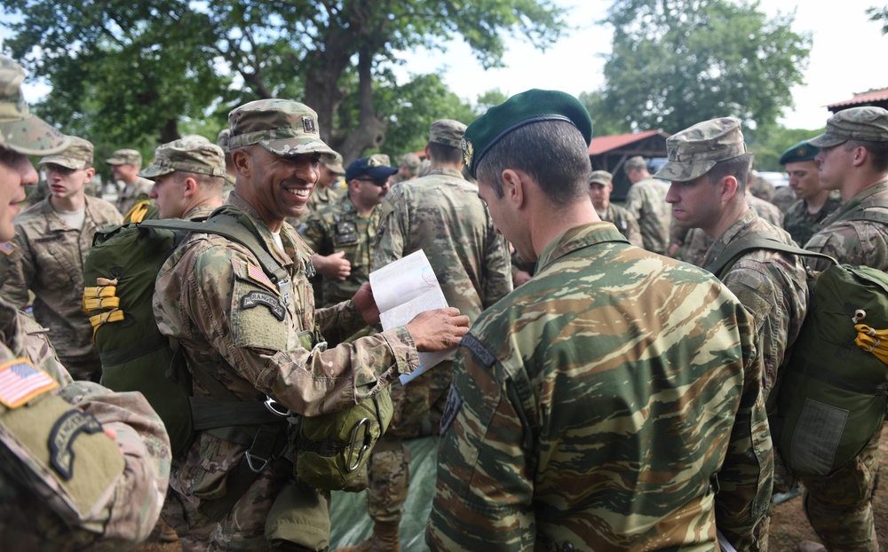 Greek sustained airborne training