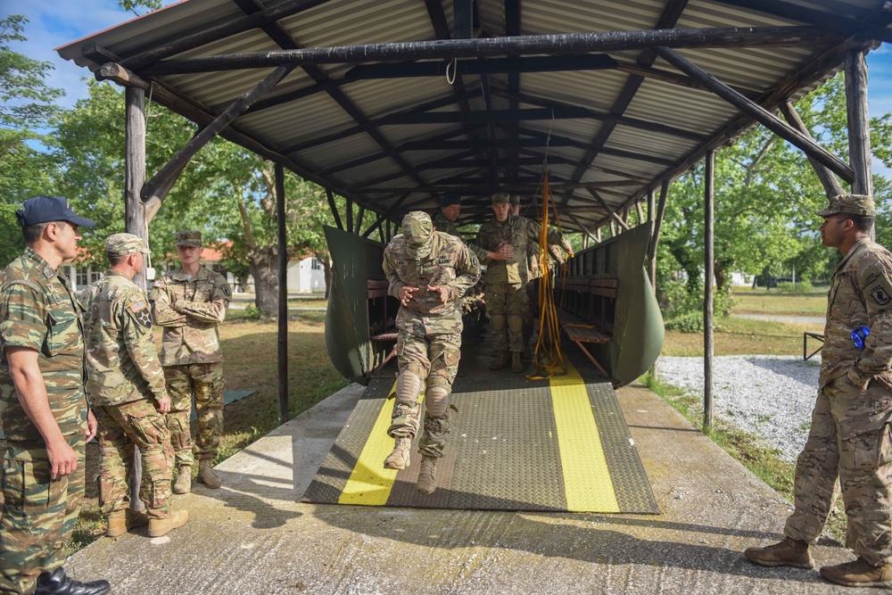 Greek sustained airborne training