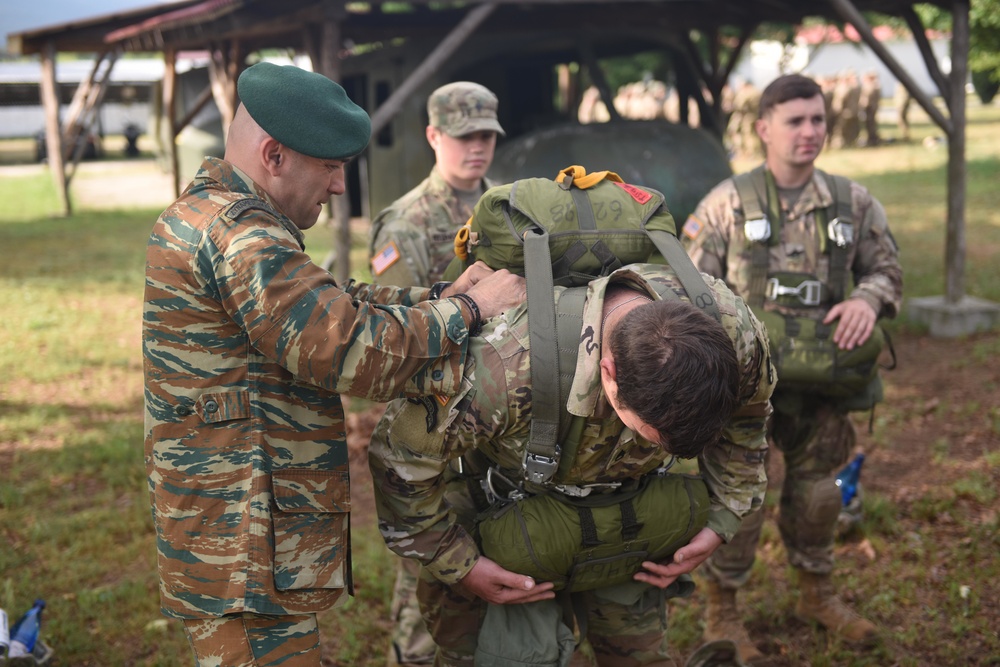 Greek sustained airborne training