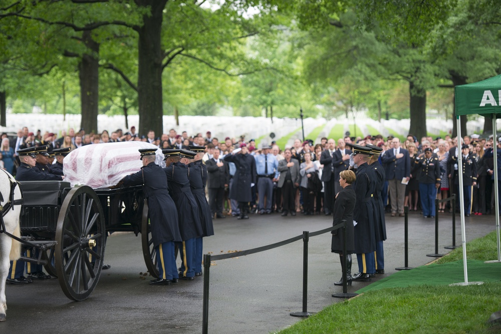 Graveside service for U.S. Army 1st Lt. Weston C. Lee in Arlington National Cemetery