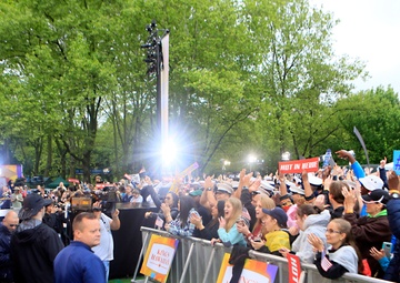 Fleet Week New York service members rock out at “Good Morning America” concert