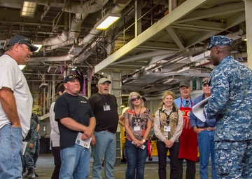 Cooks from the Valley tour USS Bonhomme Richard (LHD 6)