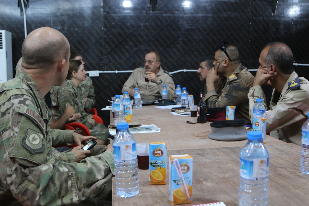 U.S. Air Force Airmen meet with Iraqi Air Force leadership
