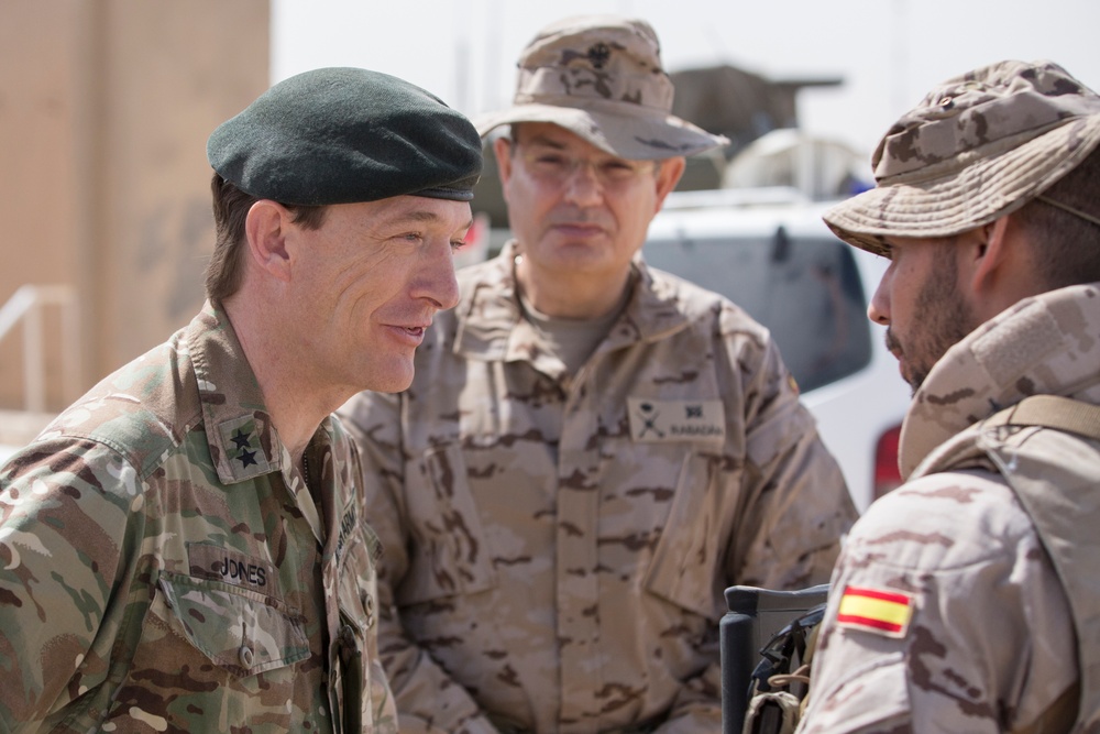 CJTF-OIR Deputy Commander reviews ISF training at the Besmaya Range Complex