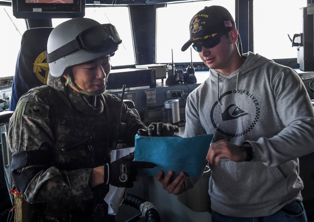 USS Wayne E. Meyer and the Republic of Korea Navy Ship Conduct a Bilateral VBSS Training Exercise