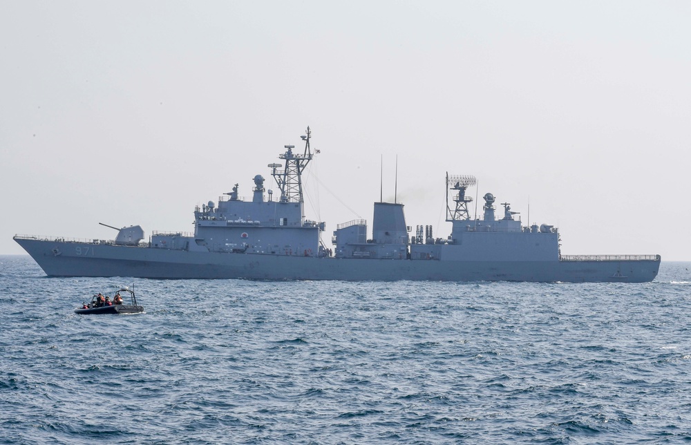 USS Wayne E. Meyer and the Republic of Korea Navy Ship Conduct a Bilateral VBSS Training Exercise