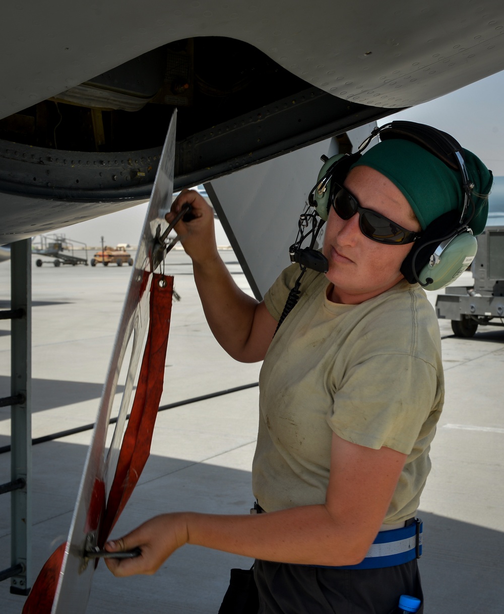 KC-135 keeps eyes in the skies for OIR