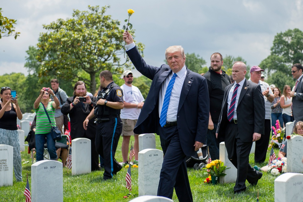 Trump, Pence, Mattis and Dunford Visit Arlington National Cemetery