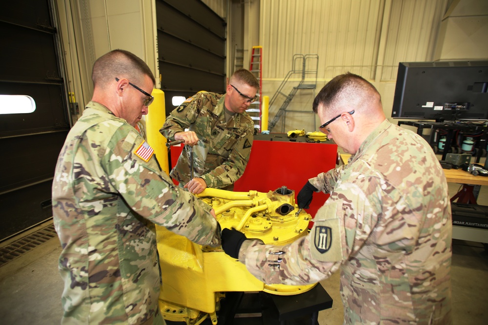 Soldiers build leadership, repairer skills in Construction Equipment Repairer ALC at Fort McCoy